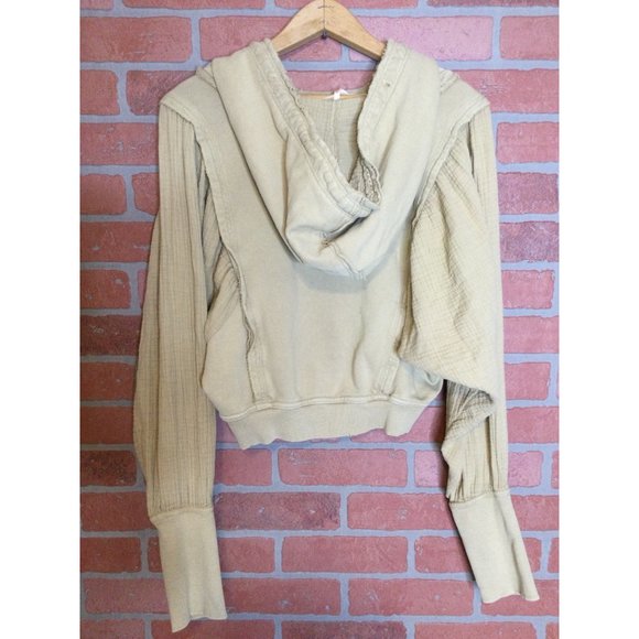 Free People Love Letter Hoodie Cropped Knit Top Sweatshirt Pullover Tan SZ S - Picture 3 of 7